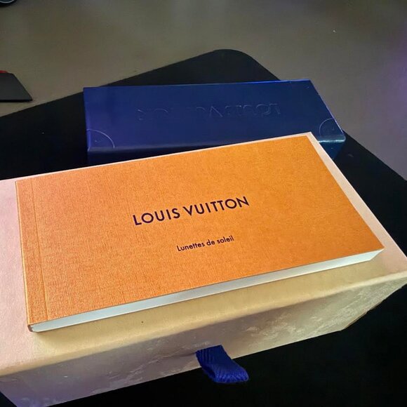 Louis Vuitton Attitude Pilote Sunglasses - Picture 3 of 3